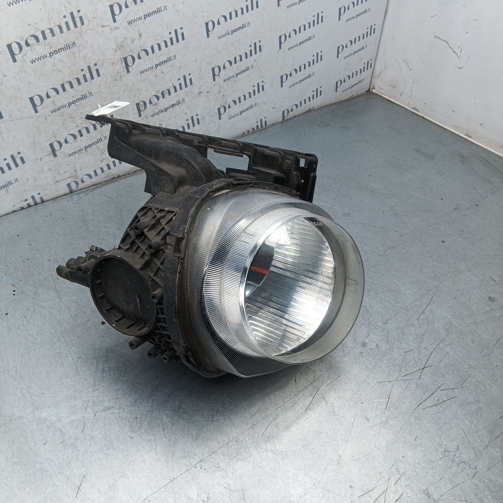 Pomili Fanaleria Nissan Juke F15 luce di posizione anteriore destra 55410000 usata opacizzata