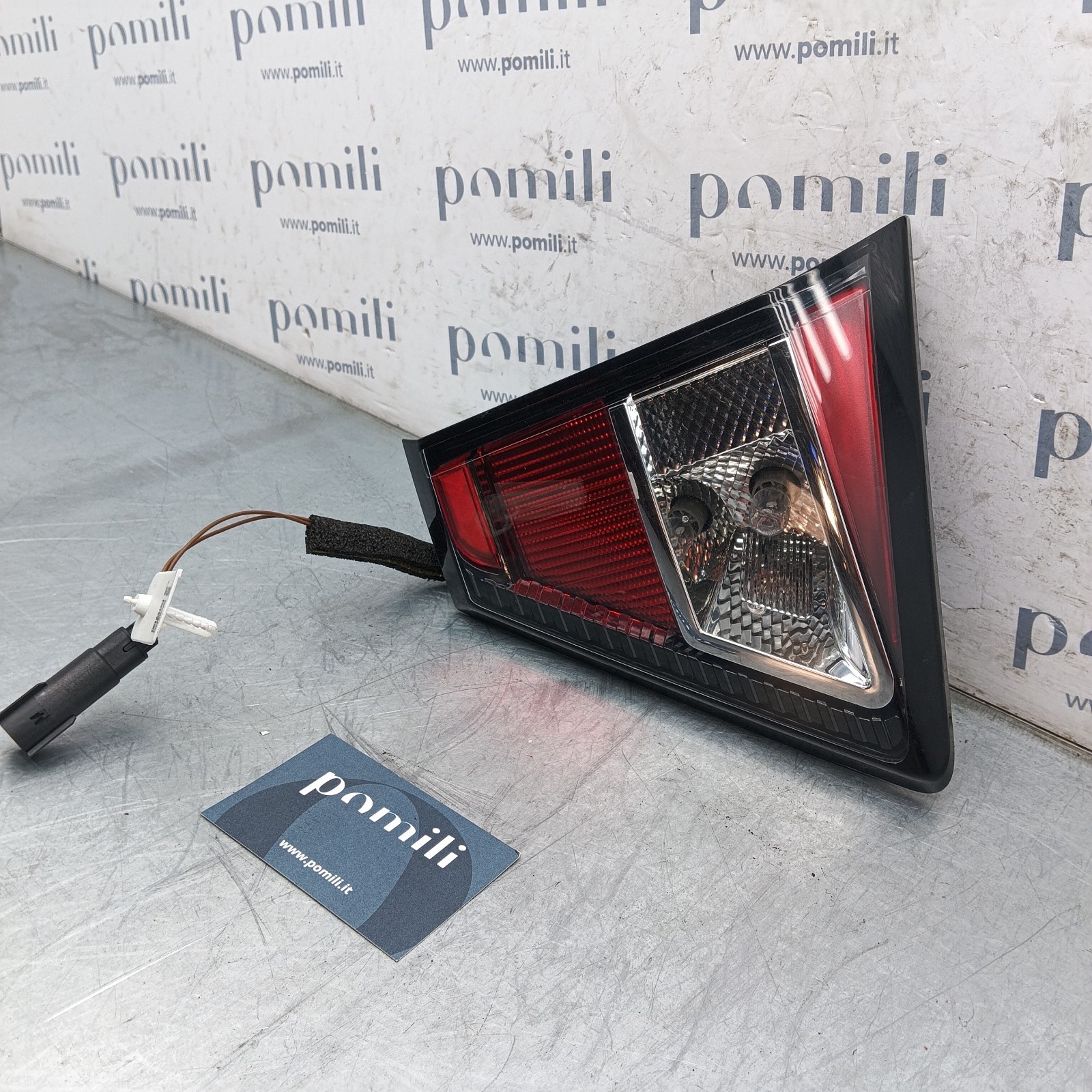 Pomili Fanaleria Ford Kuga II (2017-19) fanale posteriore sinistro usato
