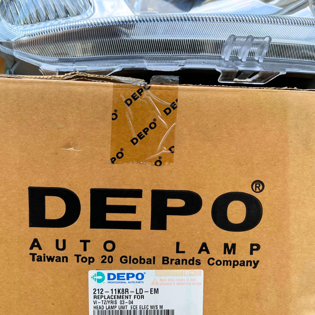 Sara Autoricambi Fanaleria Toyota Yaris fanale anteriore destro 212-11K8R-LD-EM