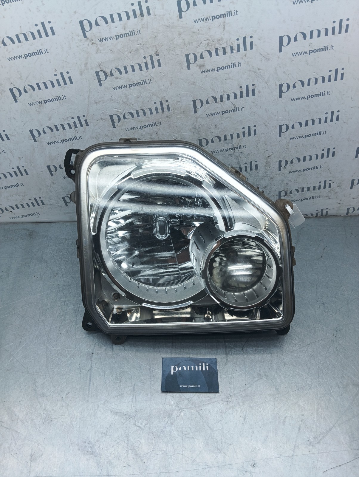 Pomili Fanaleria Faro anteriore Jeep Cherokee KK 300163A destro usato
