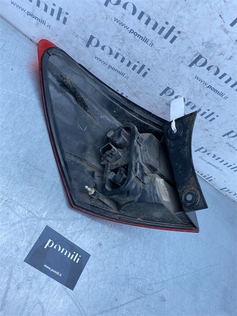 Pomili Fanaleria Nissan Qashqai J10E/JJ10E fanale posteriore esterno destro
