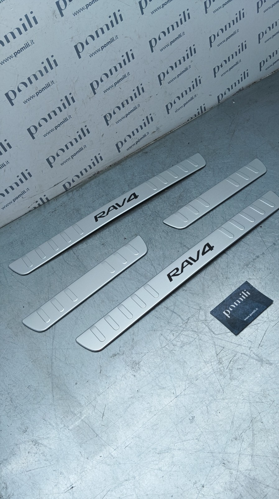 Pomili Lamierati esterni Toyota RAV4 kit battitacchi PZ467-X0184-00 alluminio