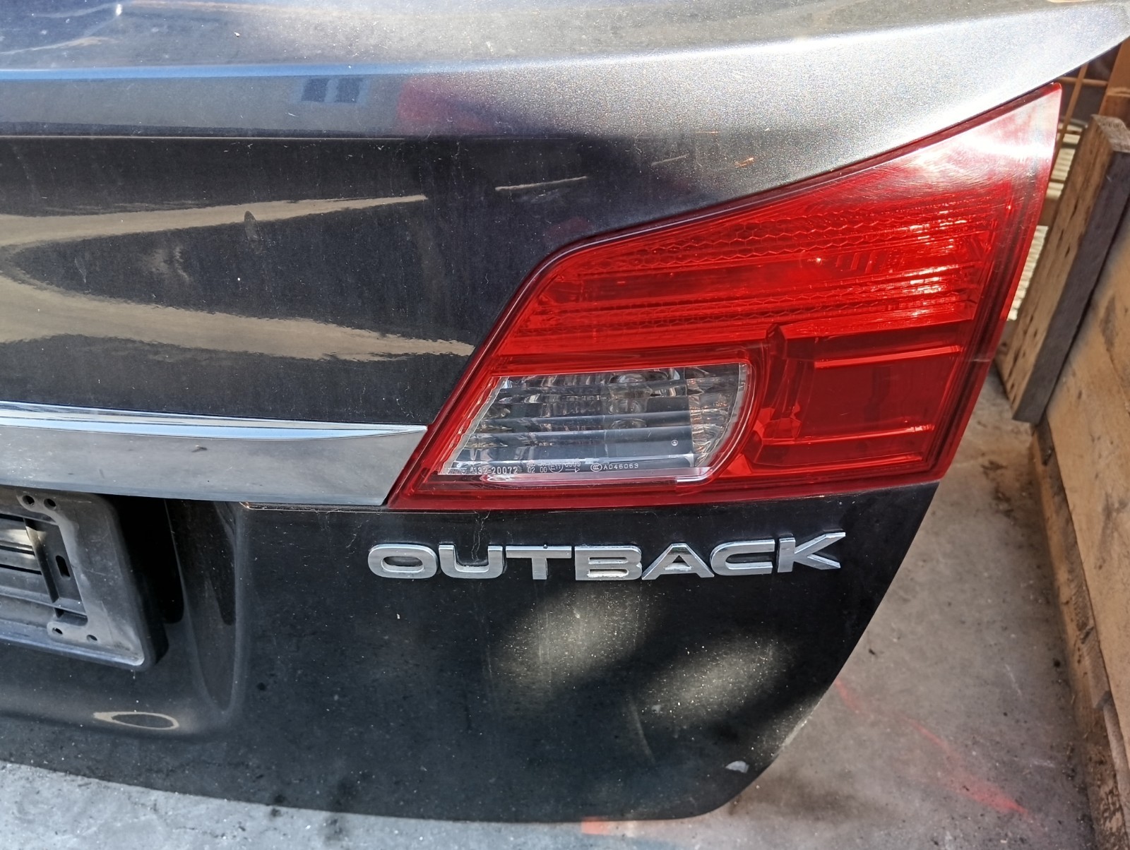 Pomili Lamierati esterni Subaru Outback 60809AL0109P portellone posteriore usato