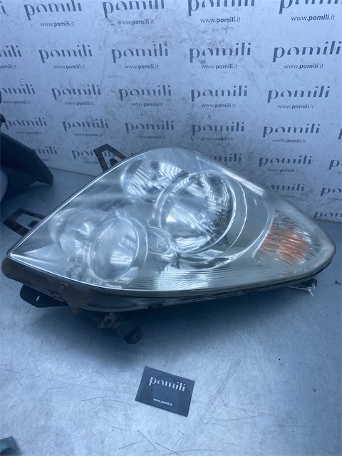 Pomili Fanaleria Toyota Corolla Verso proiettore destro