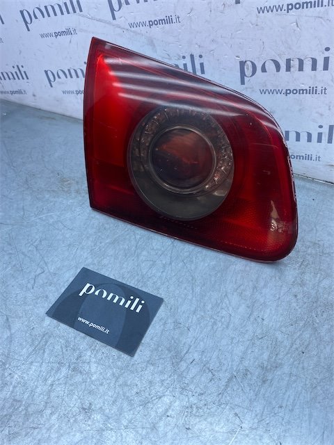 Pomili Fanaleria Fanale post. parte int. S002 Volkswagen Passat (3C) (02/05>12/10<) usato