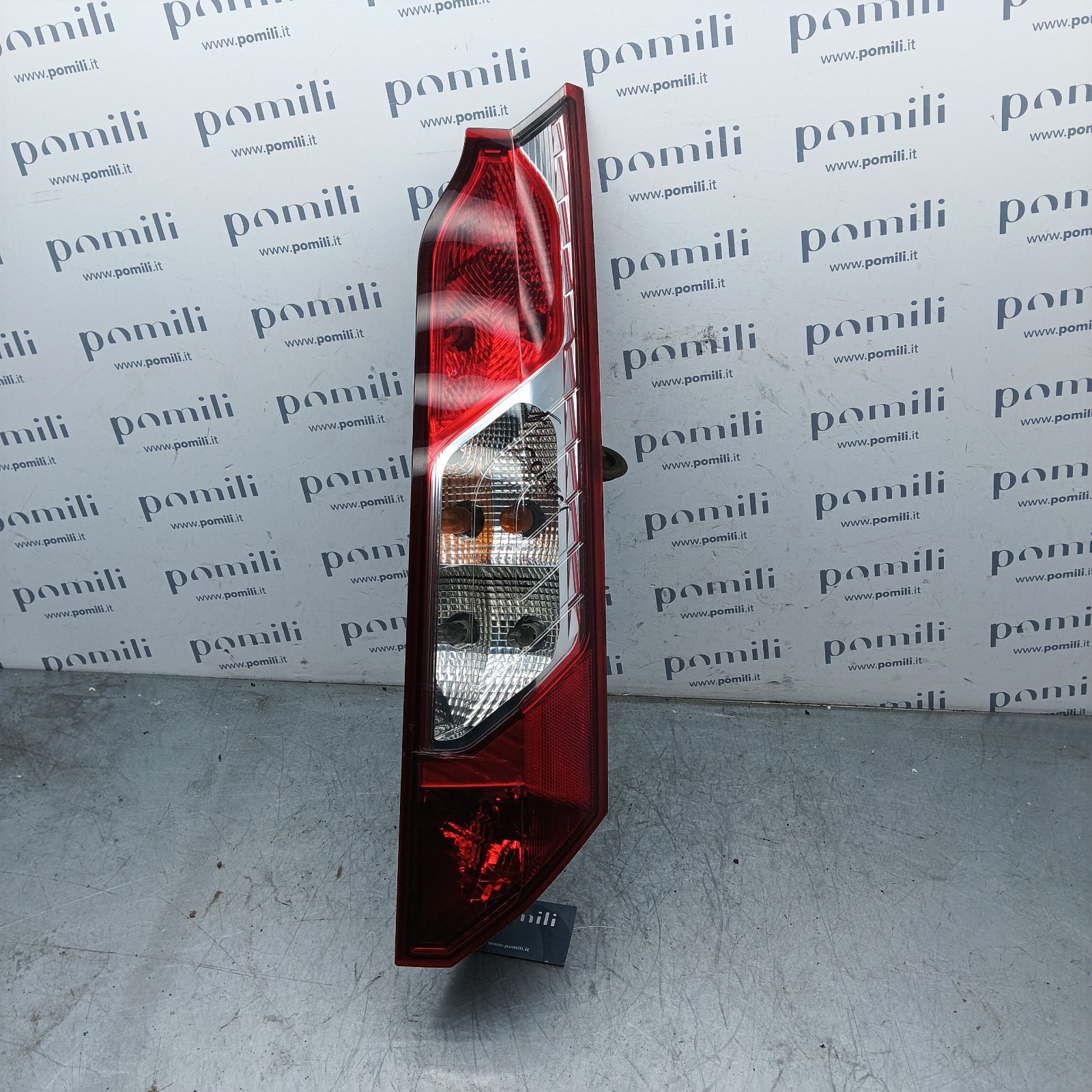 Pomili Fanaleria Ford Transit Connect fanale posteriore destro 90019013 usato