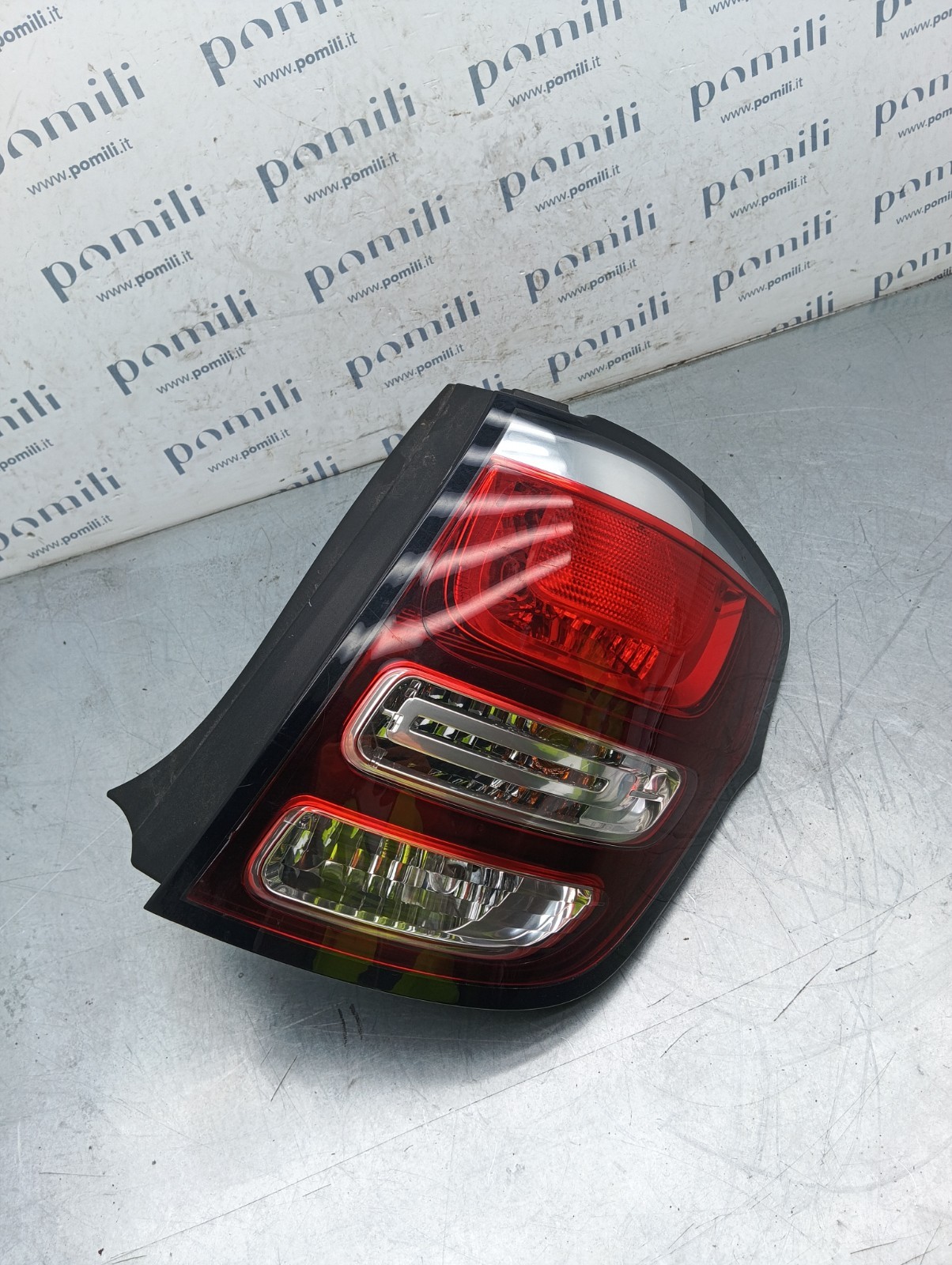 Pomili Fanaleria Citroen C3 II fanale posteriore destro usato 9803928480