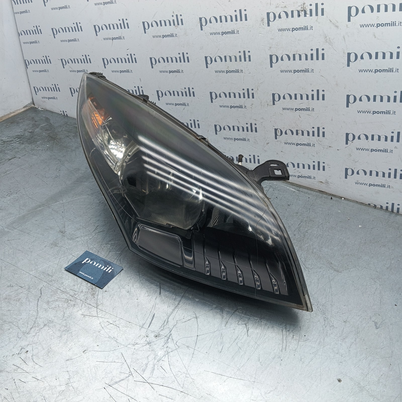 Pomili Fanaleria Renault Mégane III 260602446R faro anteriore sinistro usato