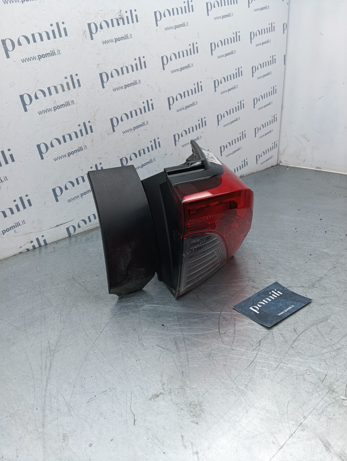 Pomili Fanaleria Fanale posteriore destro Toyota Rav4 5ª serie 81550-42230 usato