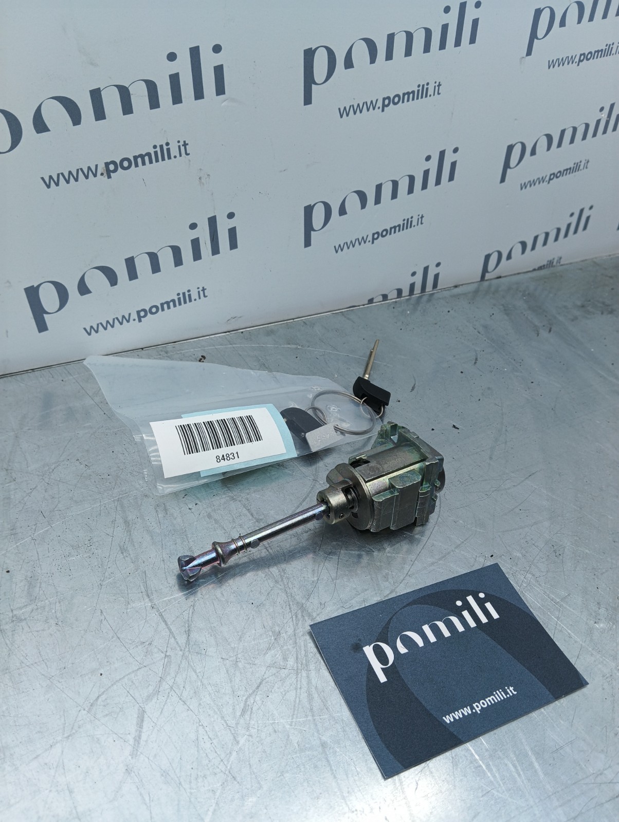Pomili Motorini avviamento, alternatori, ECU e cavi 69005-F4030 kit cilindro e chiave accensione Toyota C-HR