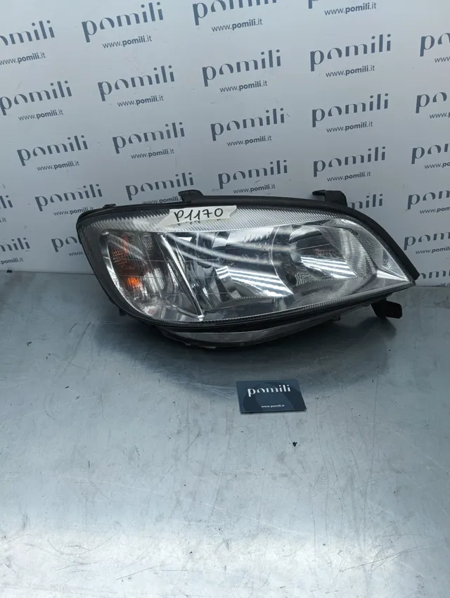 Pomili Fanaleria Opel Zafira 1999-2005 faro destro 90582022 usato