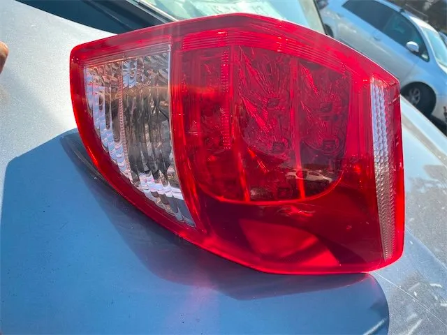 Pomili Fanaleria TOYOTA RAV 4 3a Serie fanale posteriore destro
