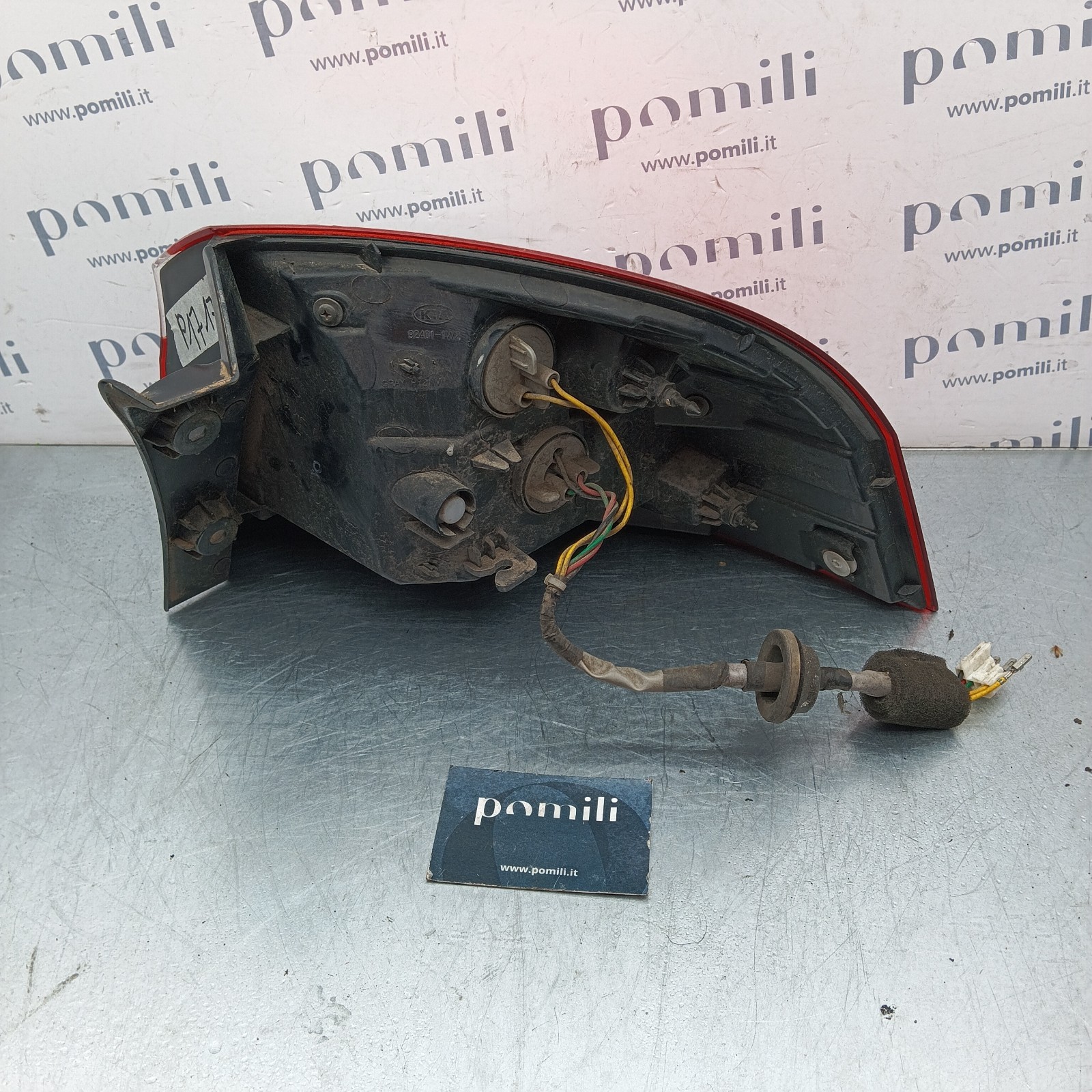 Pomili Fanaleria Fanale posteriore sinistro Kia Rio 92401-1W2L