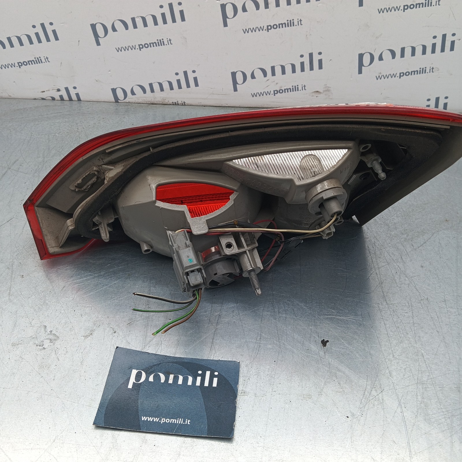 Pomili Fanaleria Ford Focus Station Wagon fanale posteriore sinistro usato