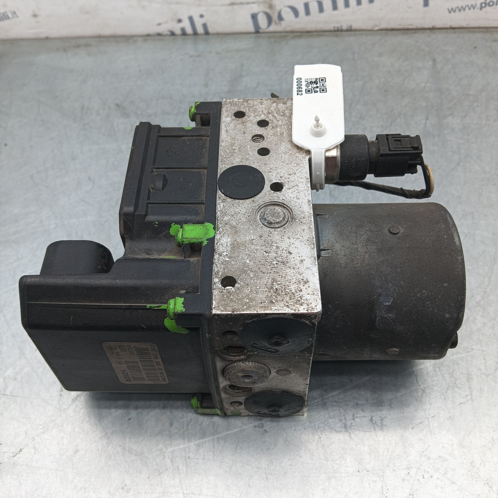 Pomili Freni e ricambi BMW S5 E39 modulo pompa ABS usato