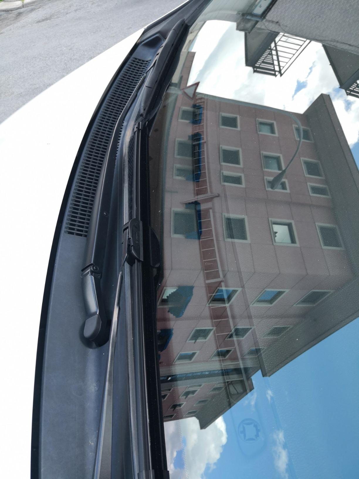 Bosch Spazzole tergicristallo Aerotwin 650/340 mm anteriori 2 pezzi spoiler standard
