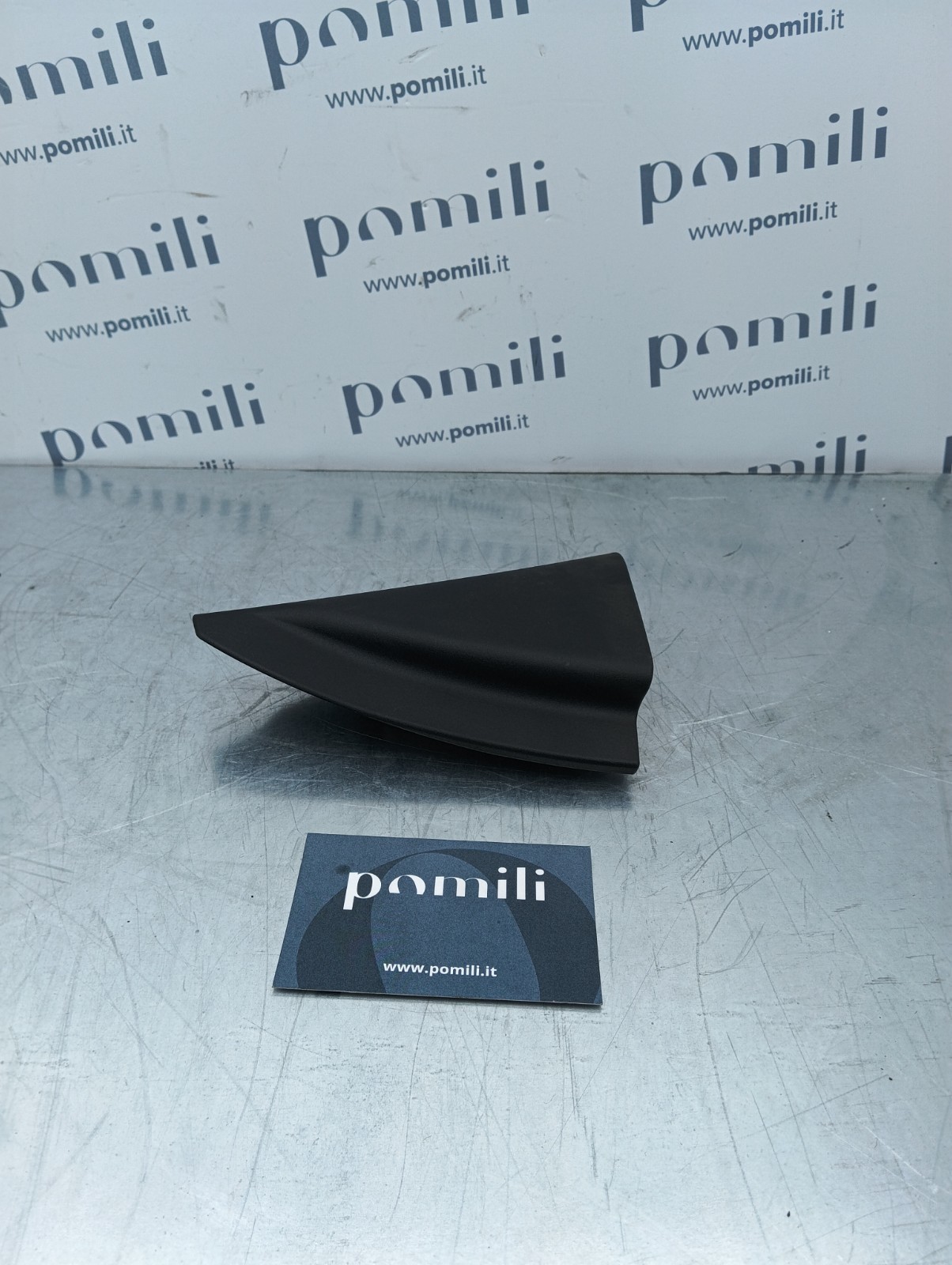 Pomili Rivestimenti interni e parti interne Toyota Yaris IV rivestimento porta posteriore sinistro 67674-K0020
