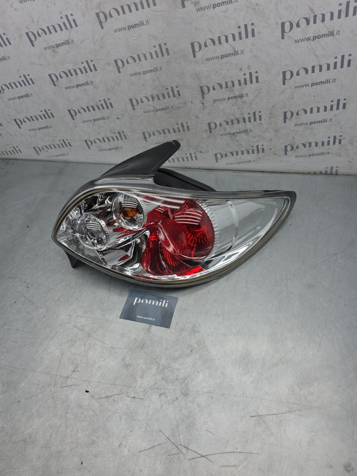 Pomili Fanaleria Peugeot 206 fanale posteriore destro usato