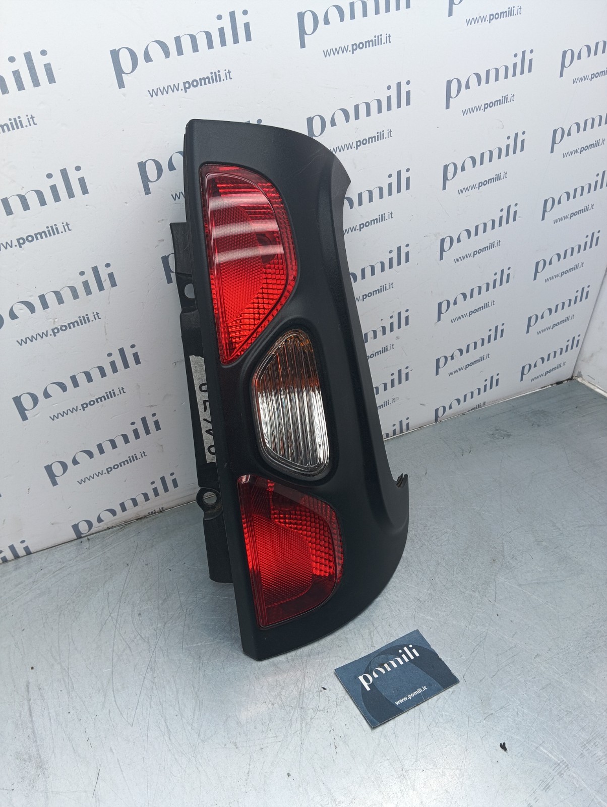 Pomili Fanaleria 519776430 Fiat Panda 4×4 fanale posteriore destro usato