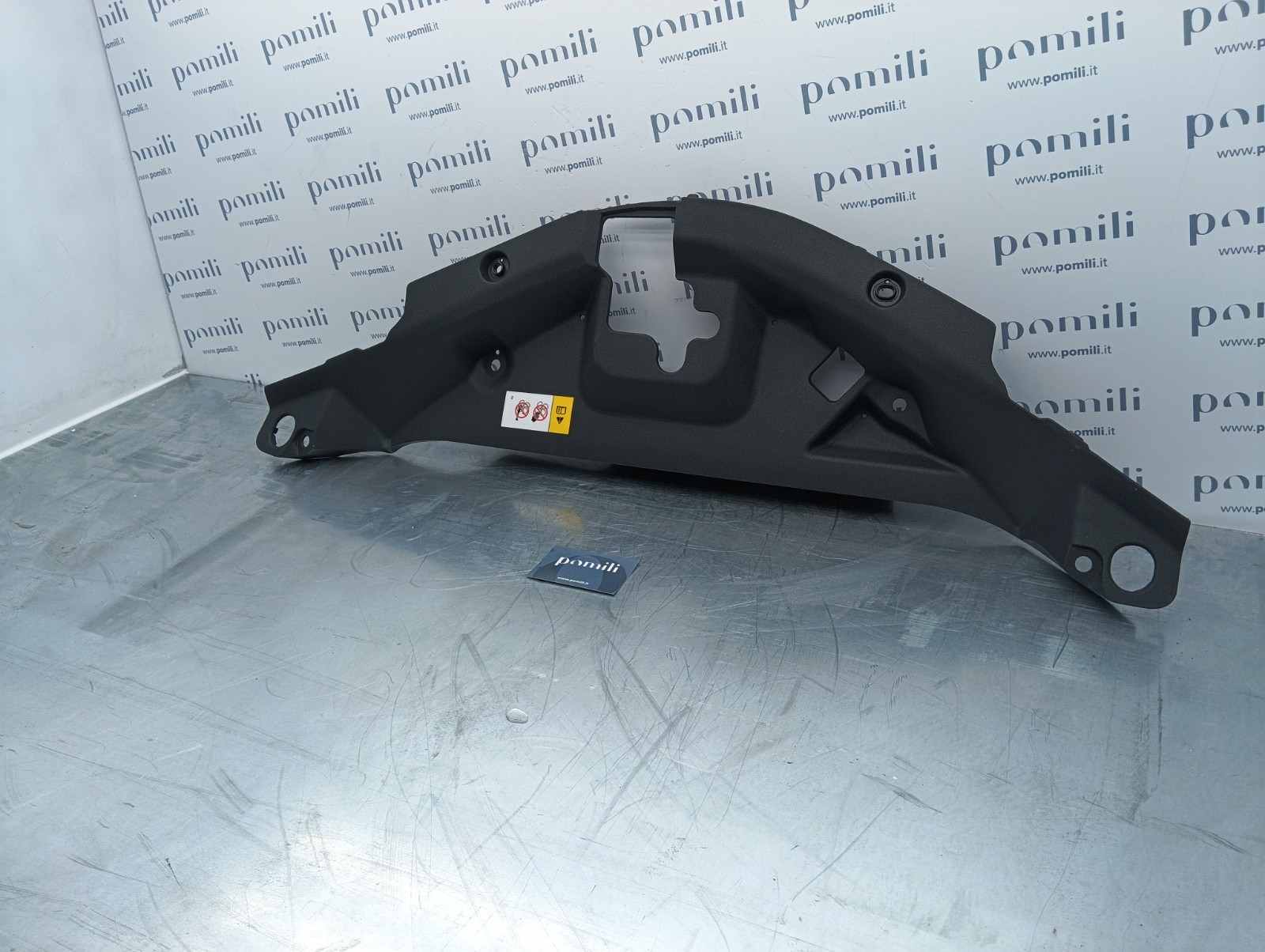 Pomili Motore e cambio con supporti Coperchio radiatore Toyota C-HR 2016-23 53141-F4021 cover radiatore nuovo