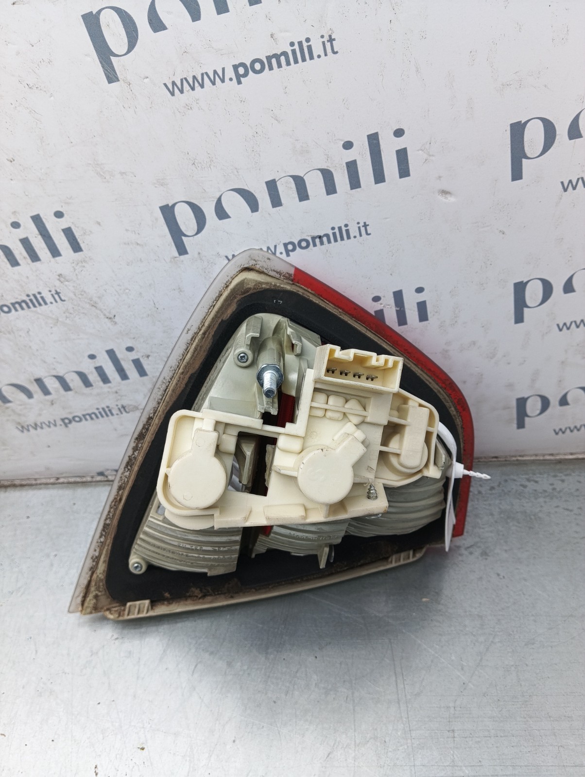 Pomili Fanaleria Fanale posteriore portellone BMW E90 destro usato