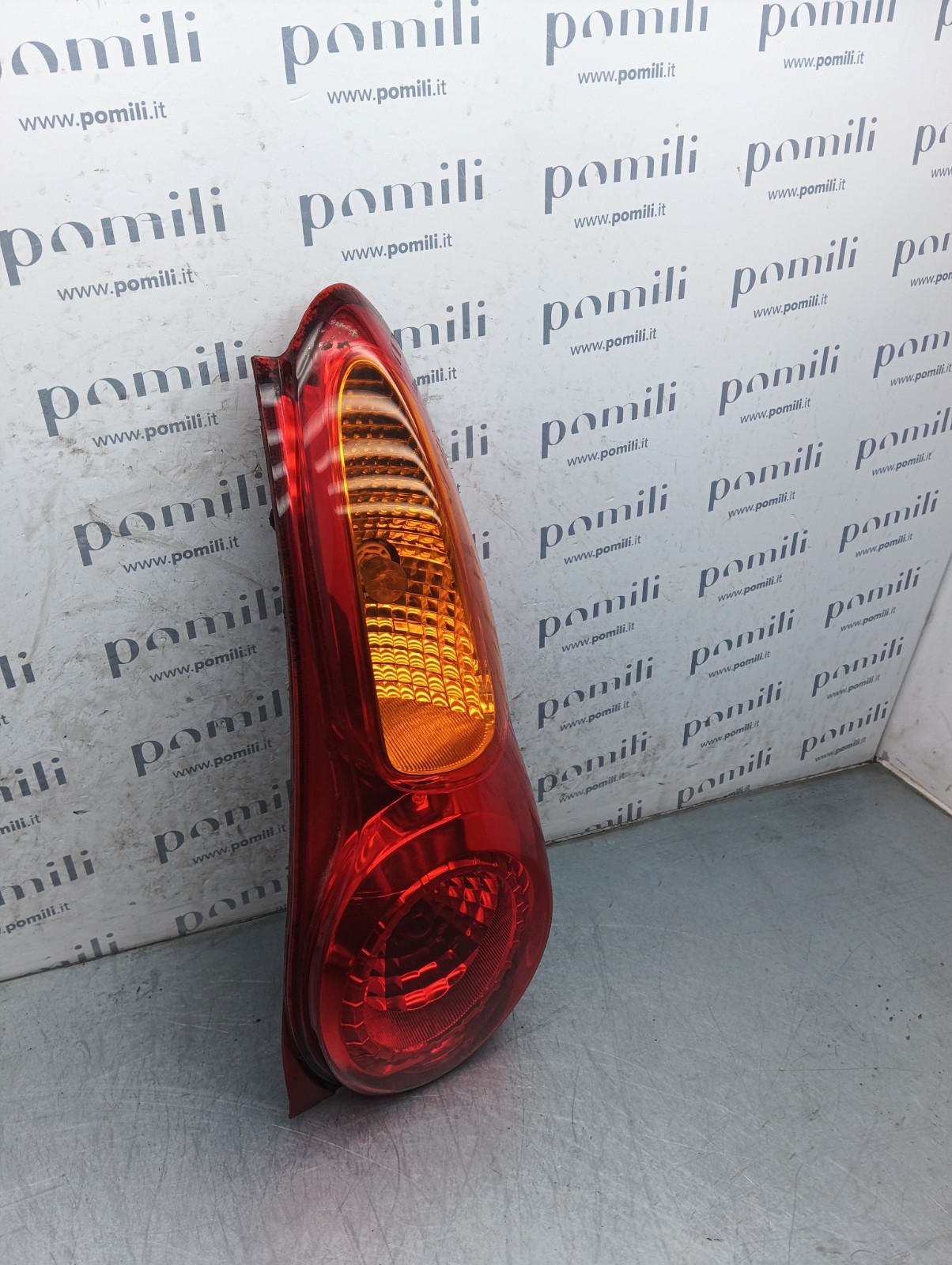 Pomili Fanaleria fanale posteriore DR Zero J00-4433020 destro usato
