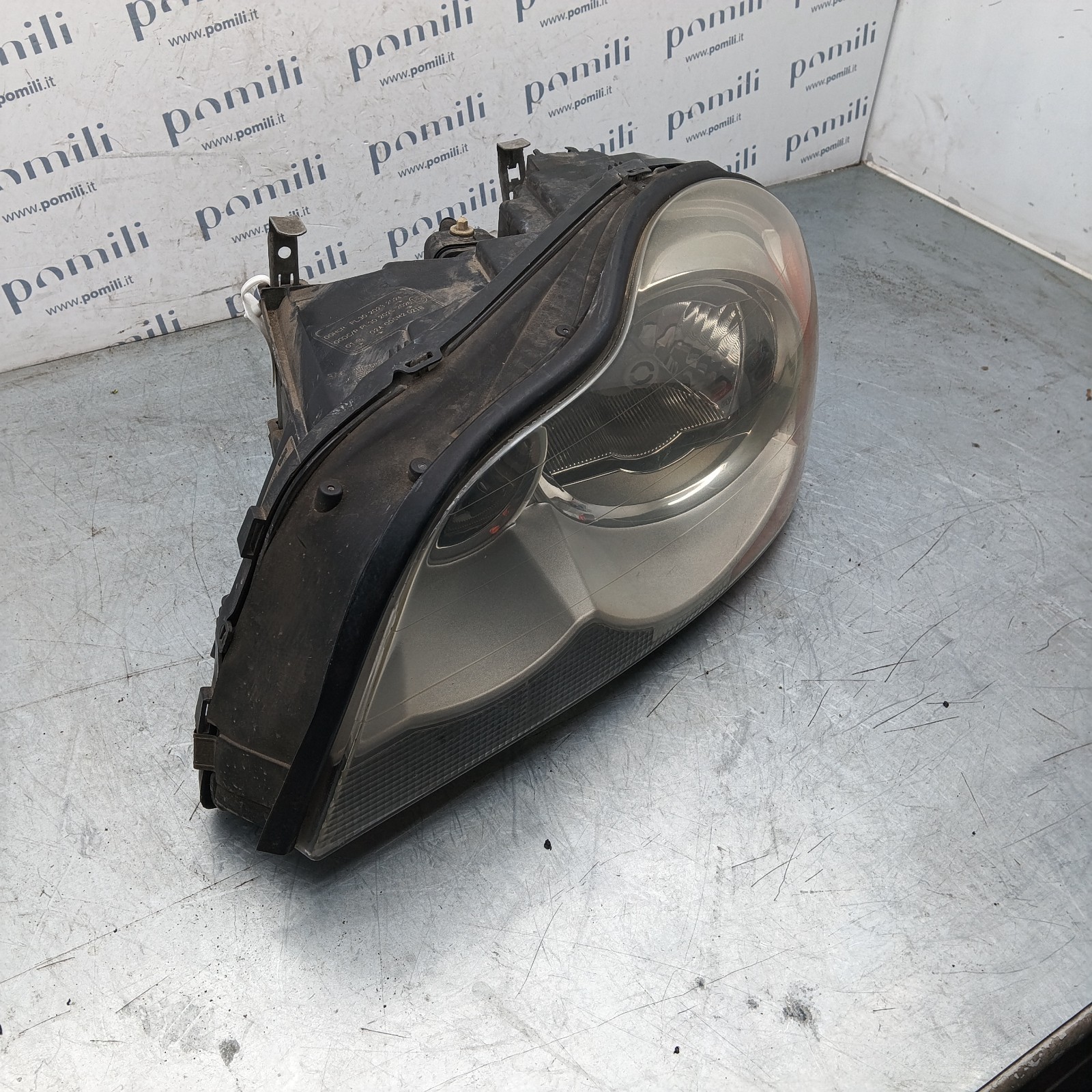 Pomili Fanaleria Faro anteriore sinistro Volvo XC90 89009436 usato Xenon