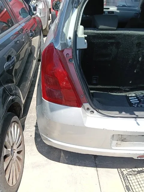 Pomili Fanaleria Suzuki Swift fanale posteriore sinistro 2005-2011