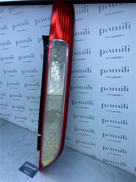 Pomili Fanaleria Fanale posteriore destro Ford Focus CB4