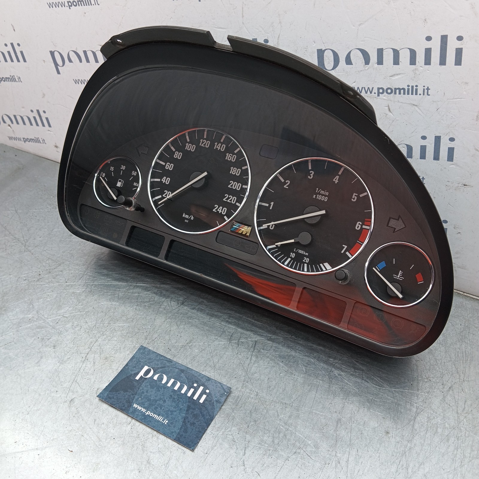 Pomili Rivestimenti interni e parti interne BMW X5 E53 Quadro strumenti usato