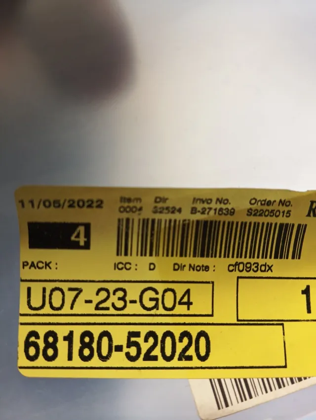 Pomili Lamierati esterni Guarnizione vetro porta posteriore Toyota Yaris prima serie destra 68180-52020 nuova
