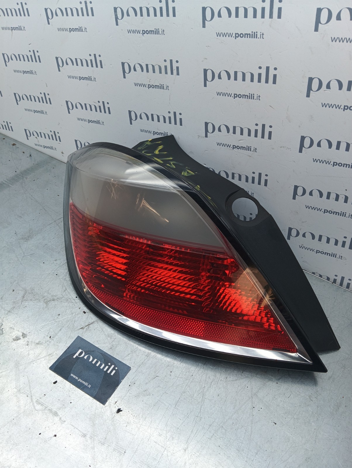 Pomili Fanaleria Opel Astra H fanale posteriore sinistro 2004-2011 usato