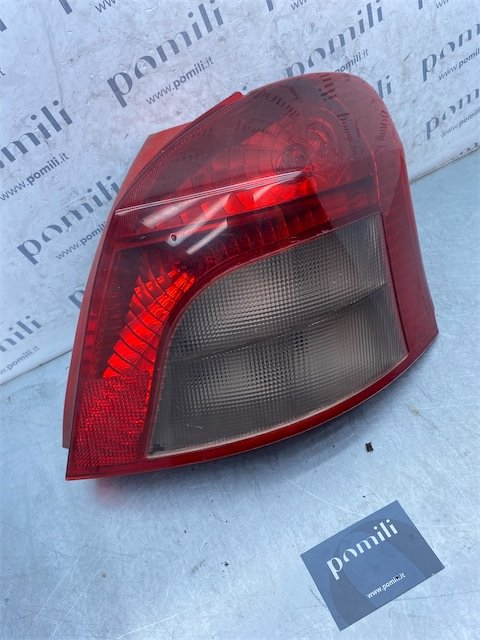 Pomili Fanaleria TOYOTA YARIS Fanale posteriore destro