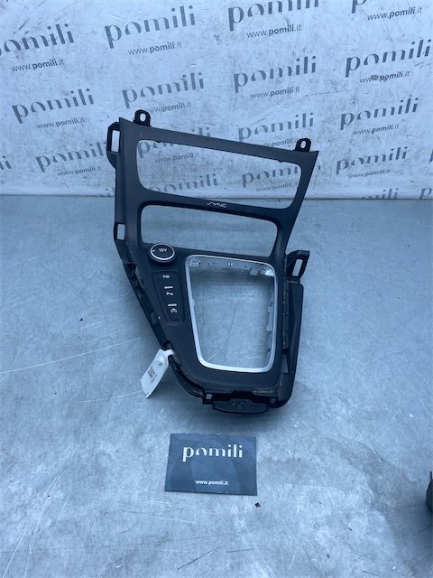 Pomili Cambio e trasmissioni Ford Focus (CEW) (09/14>08/19) mostrina leva cambio