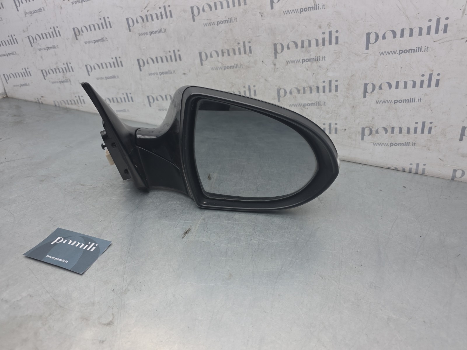 Pomili Cristalli Kia Sportage specchietto retrovisore destro 2010-2016 usato danneggiato