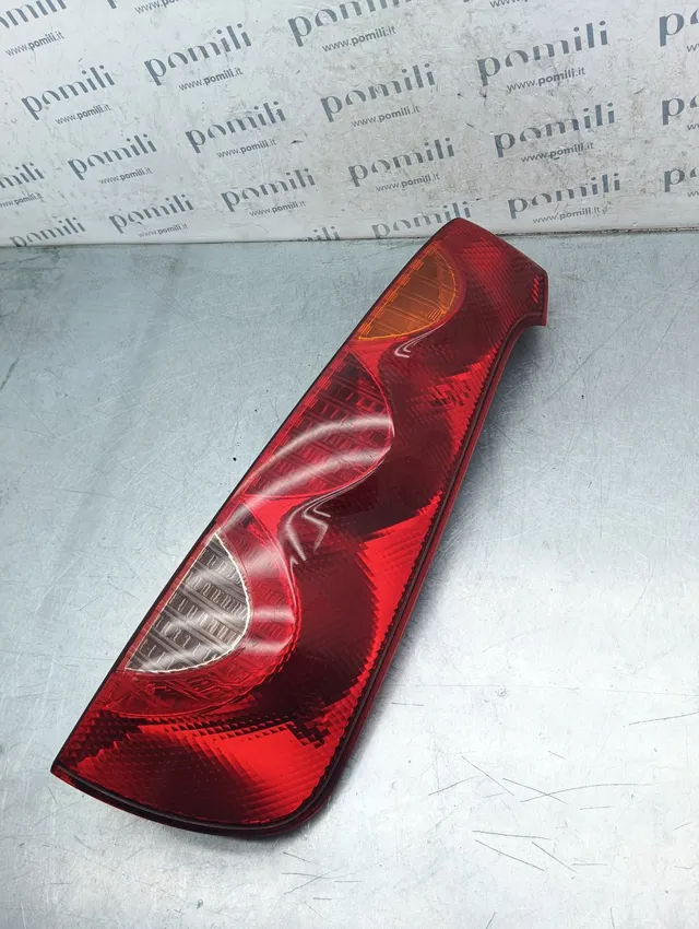 Pomili Fanaleria Fanale posteriore Nissan Note 220-16752 destro usato