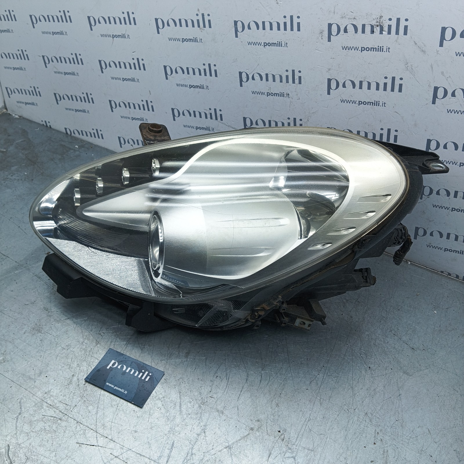 Pomili Fanaleria Faro anteriore sinistro Alfa Romeo Giulietta 47932748 usato