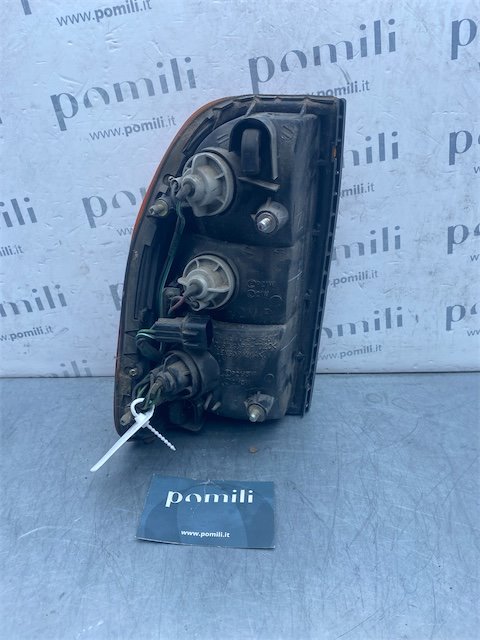 Pomili Fanaleria Mitsubishi L200 Fanale posteriore destro