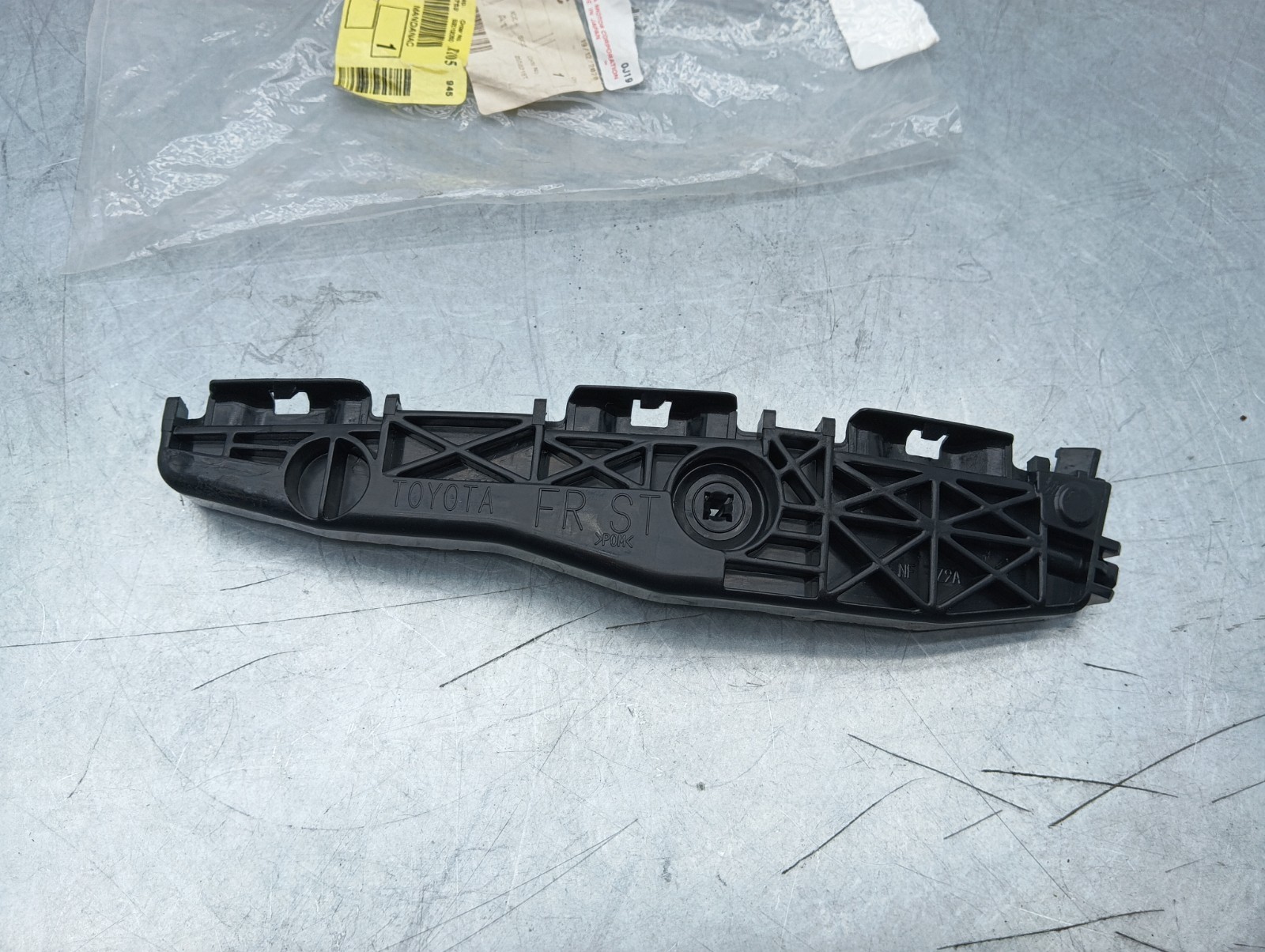 Pomili Paraurti posteriore Toyota RAV4 supporto destro nuovo