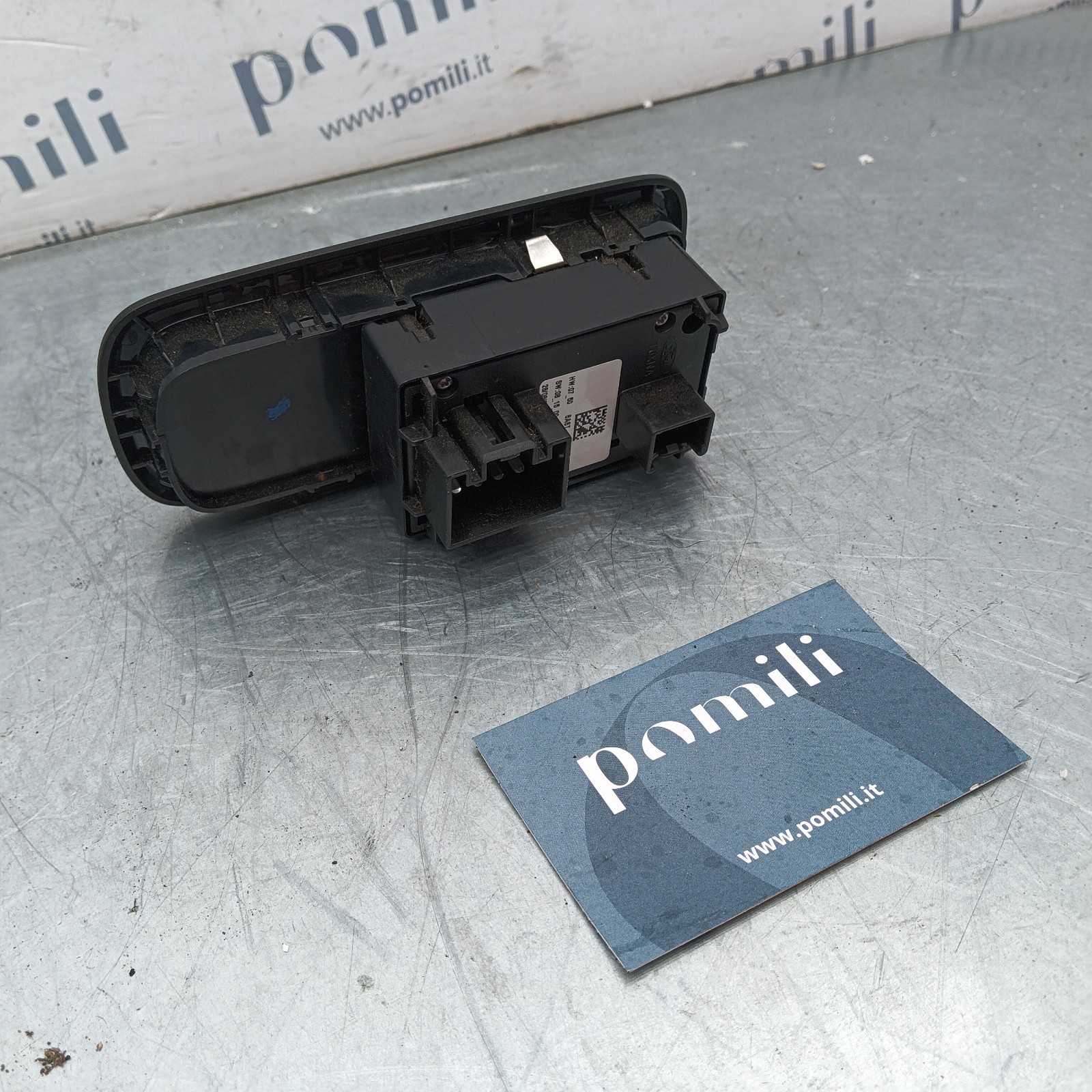 Pomili Rivestimenti interni Pulsantiera alzacristalli sinistra Ford Fiesta VI 6A6T-14A132-AC usata