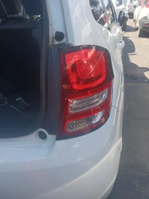 Pomili Fanaleria fanale posteriore Citroën C3 II A51 destro
