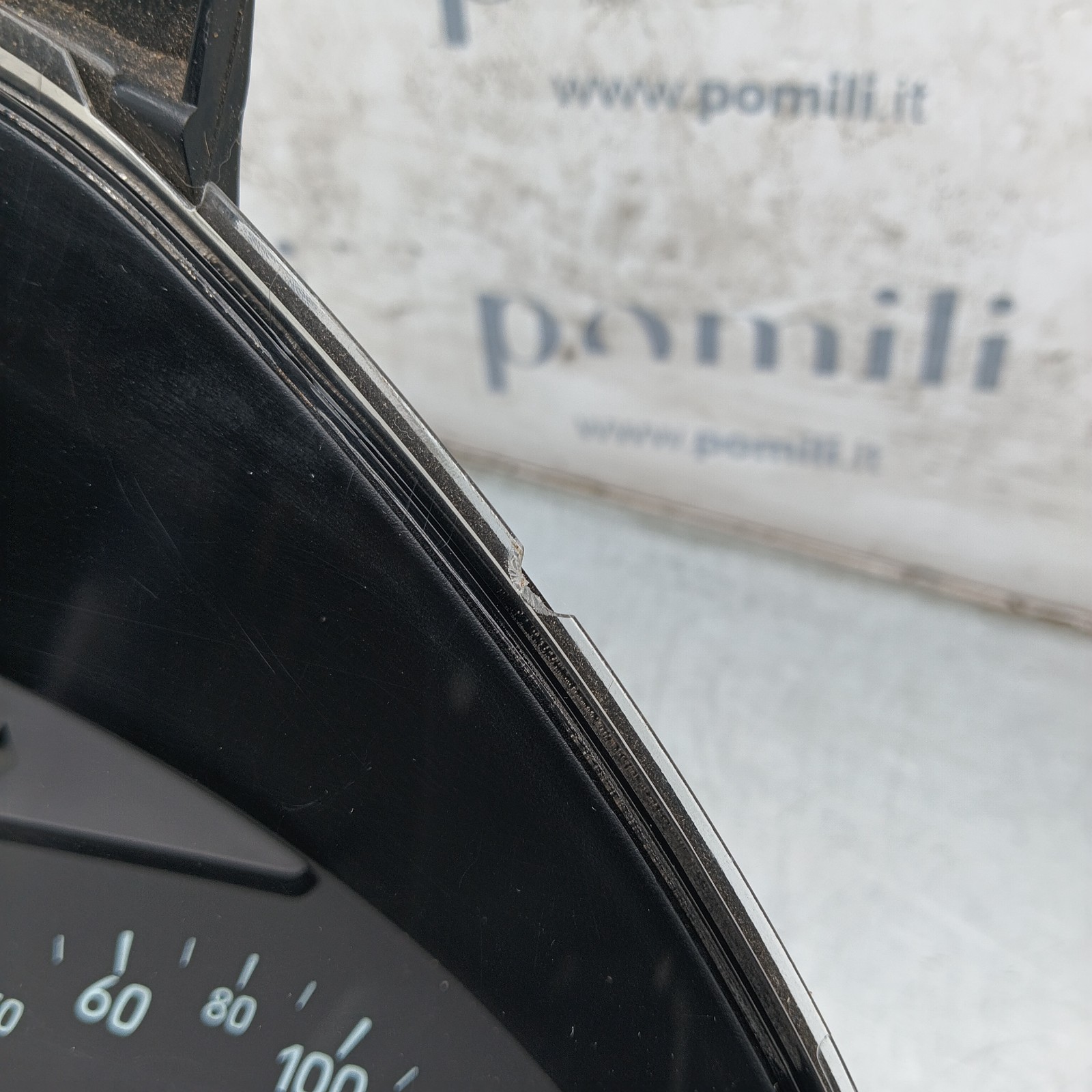 Pomili Rivestimenti interni e parti interne Quadro strumenti Ford Fiesta VII H1BT-10849-BAK usato