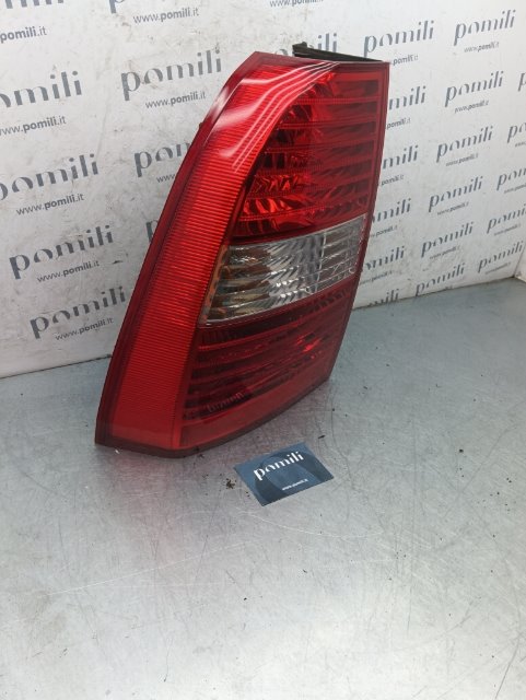 Pomili Fanaleria Kia Sportage 2a Serie fanale posteriore sinistro