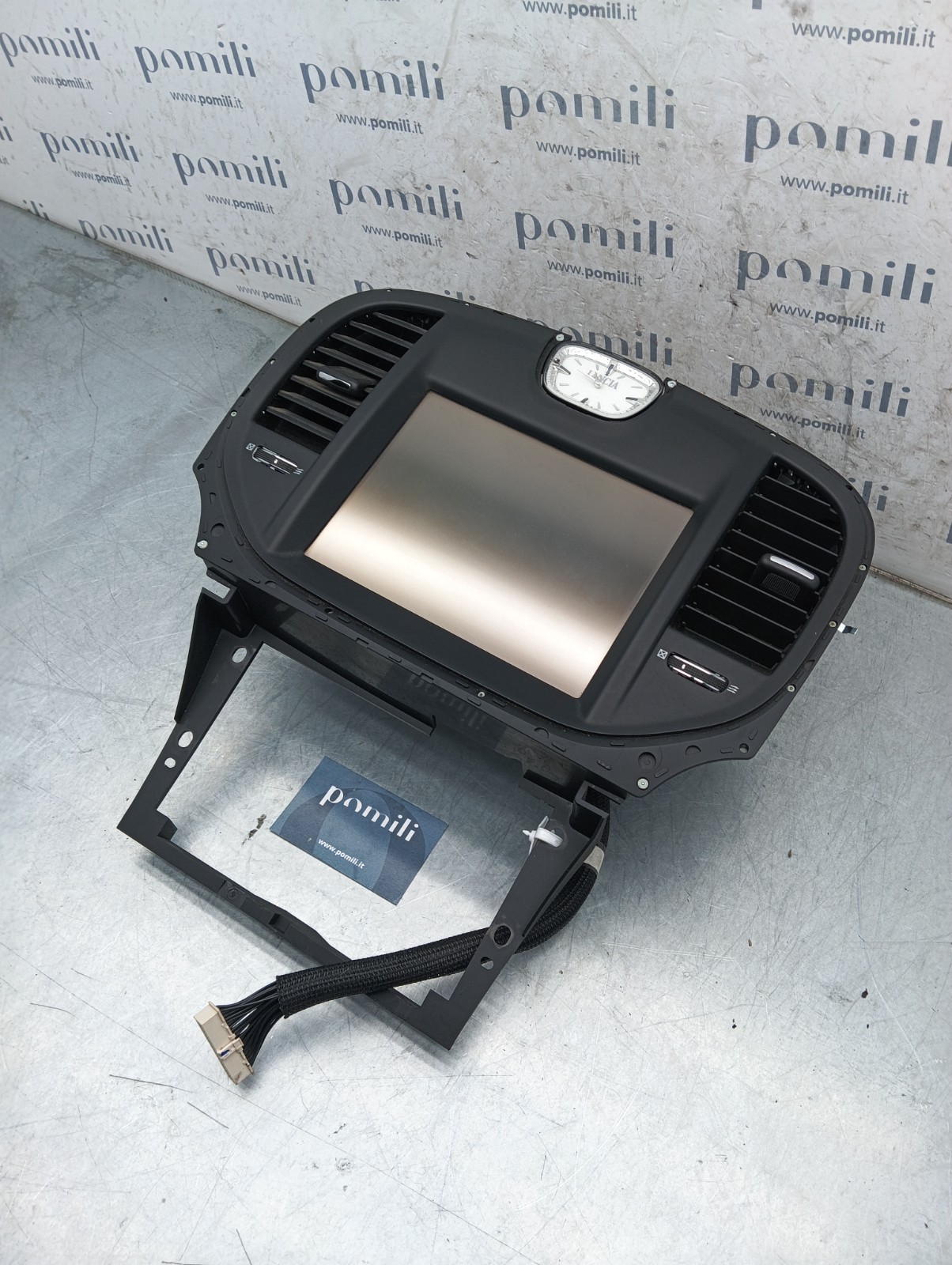 Pomili Climatizzazione Lancia Thema 05064632AH display centrale usato