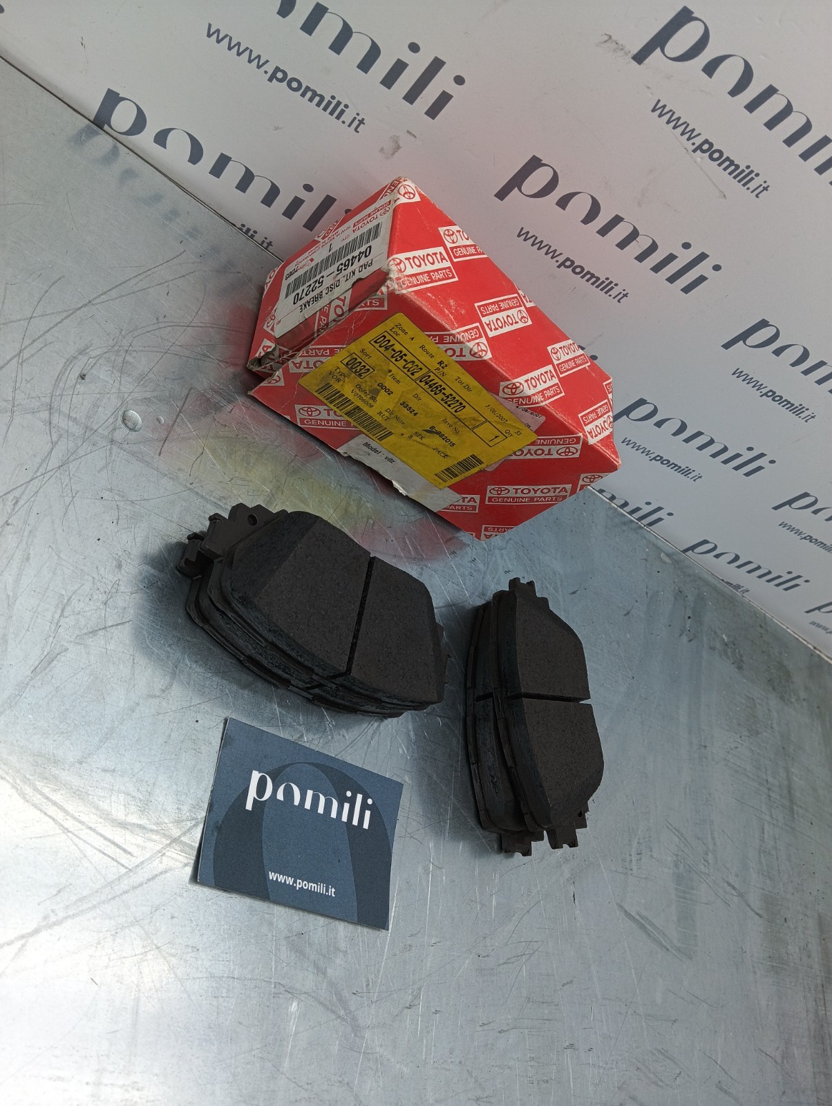 Pomili Freni e ricambi Toyota Genuine Parts 04465-52270 pastiglie freno nuove
