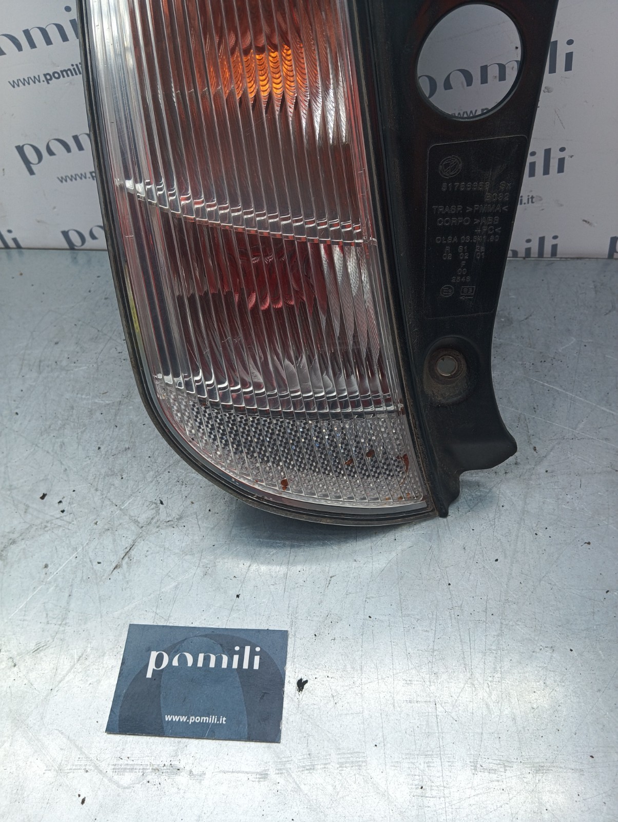 Pomili Fanaleria Y 1° serie fanale posteriore destro 51753384 usato