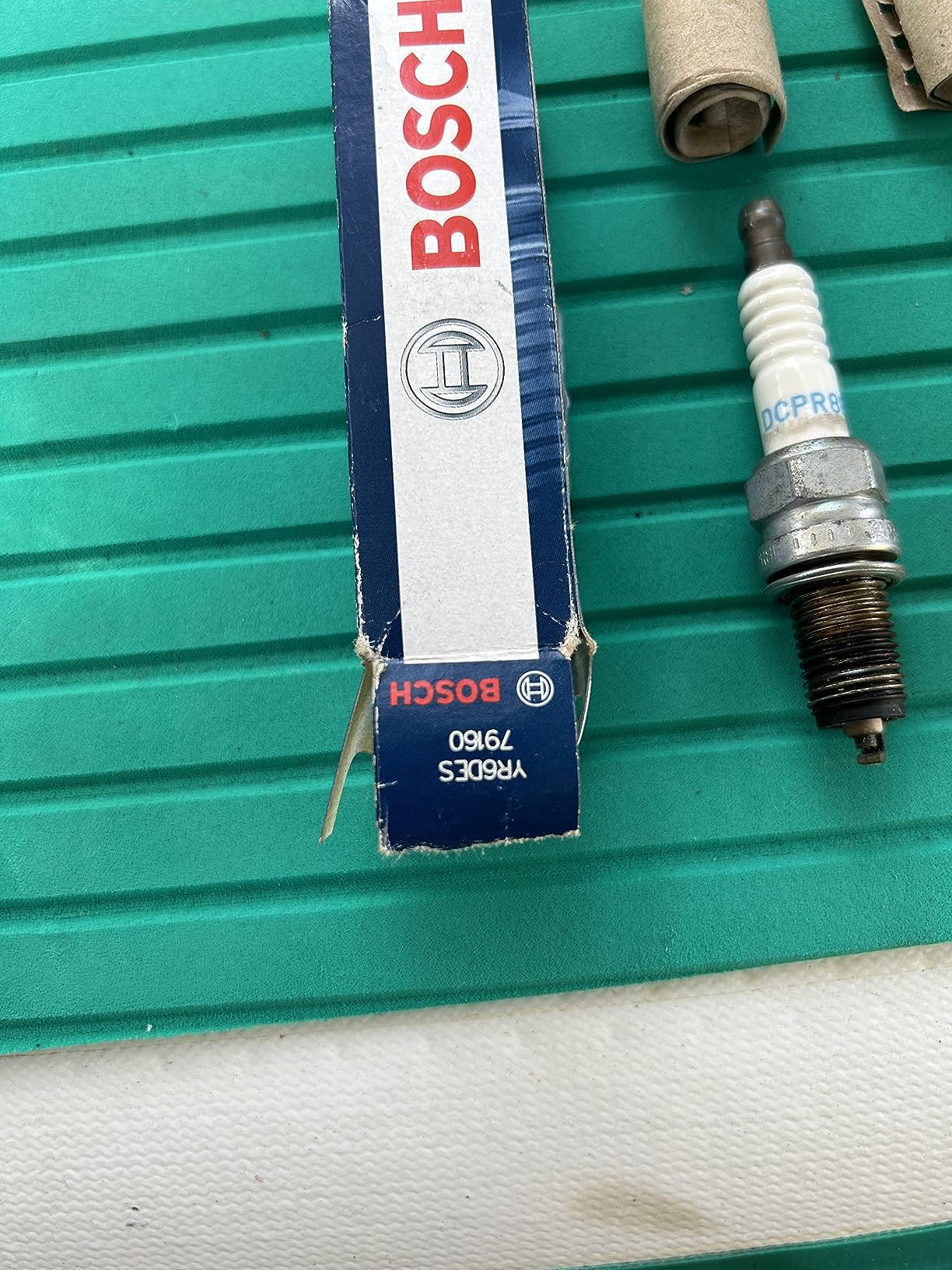Bosch HCP Candele di accensione Bosch YR6DES candela nichel 1 pezzo