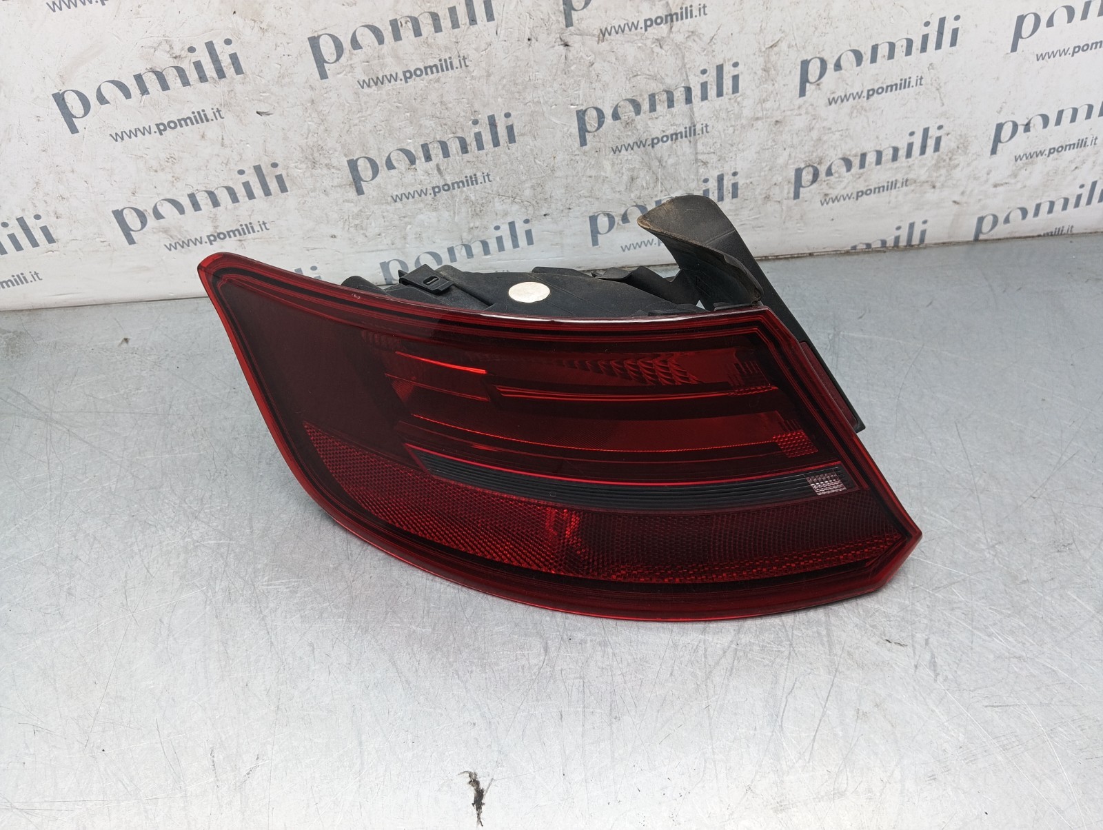 Pomili Fanaleria Fanale posteriore sinistro Audi A3 8V4945095 usato