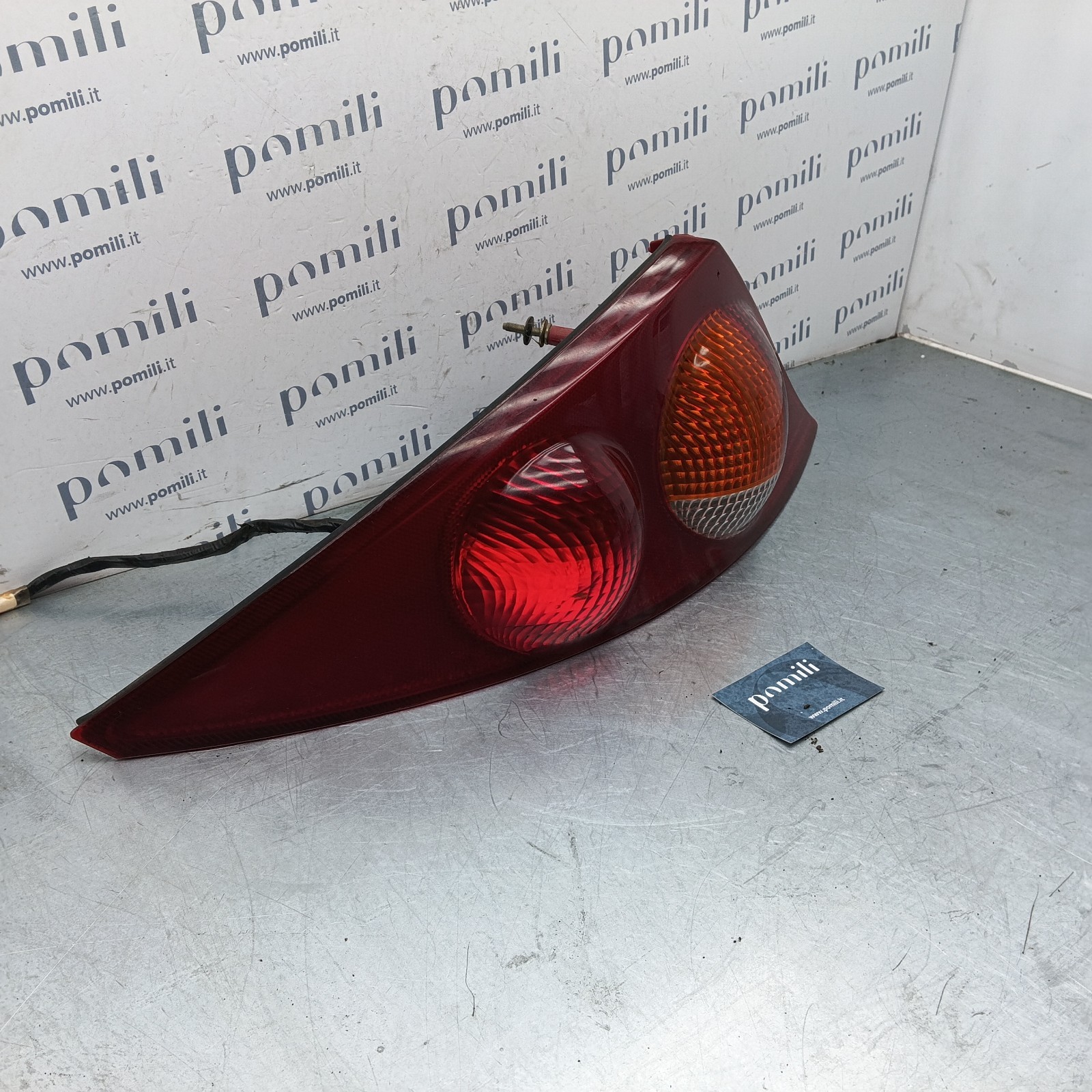 Pomili Fanaleria Ford Cougar EC fanale posteriore sinistro usato