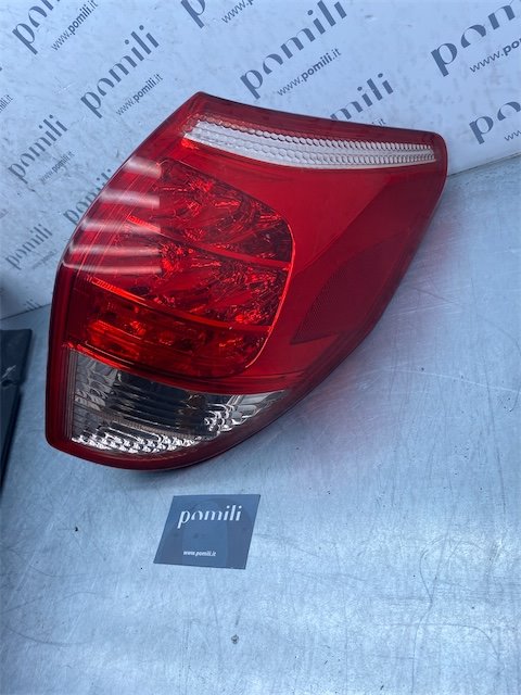 Pomili Fanaleria Toyota RAV 4 3a Serie fanale posteriore destro 01/06>10/10< usato
